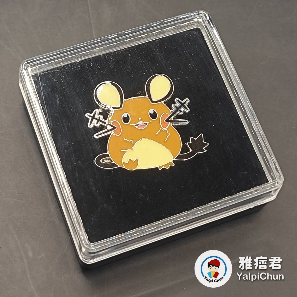 雅痞君 - 【雅痞君】寶可夢 金屬徽章 Pin 咚咚鼠 胸針 別針 Mad Party Pokemon PTCG